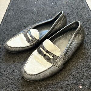 Alligator Tuxedo Loafers